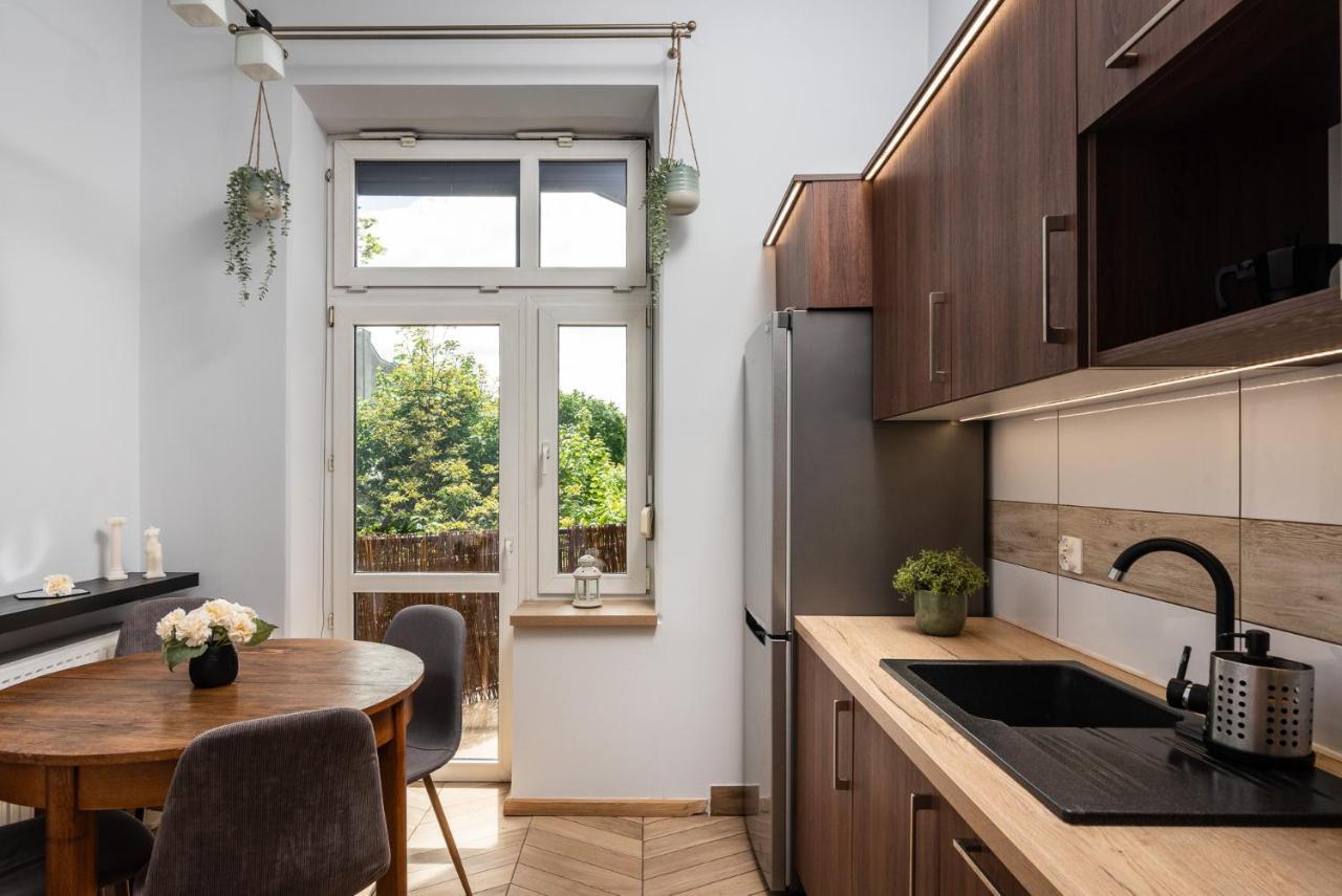 Classy Old Town Apartment - By Upstairs Krakow Exterior photo