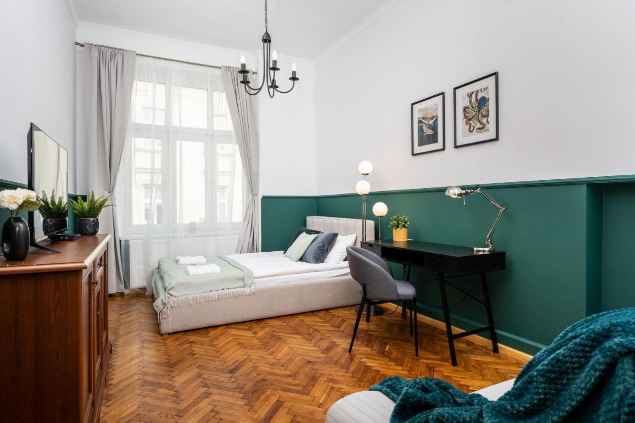 Classy Old Town Apartment - By Upstairs Krakow Exterior photo