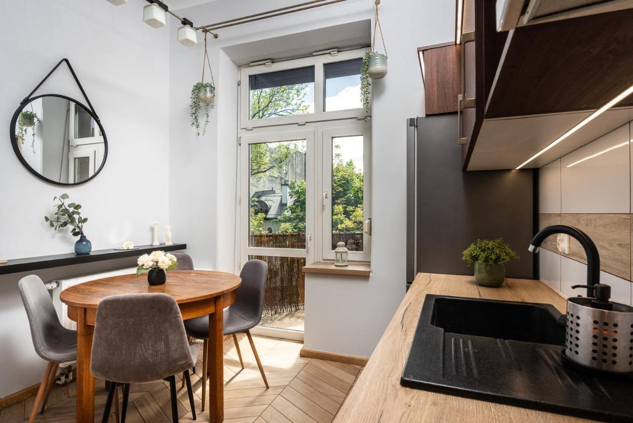 Classy Old Town Apartment - By Upstairs Krakow Exterior photo
